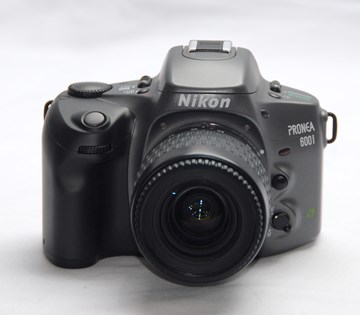 Nikon Pronea 600 i
